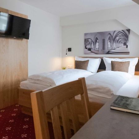 Klostergasthof Heidenheim - Hotel Garni Экстерьер фото